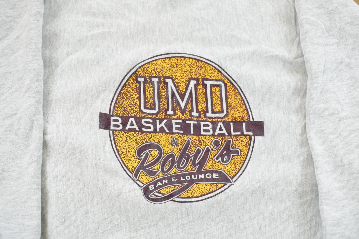 Vintage 1990s University Of Minnesota Duluth Basketball Champion Reverse Weave Crewneck Sweatshirt Men's XL