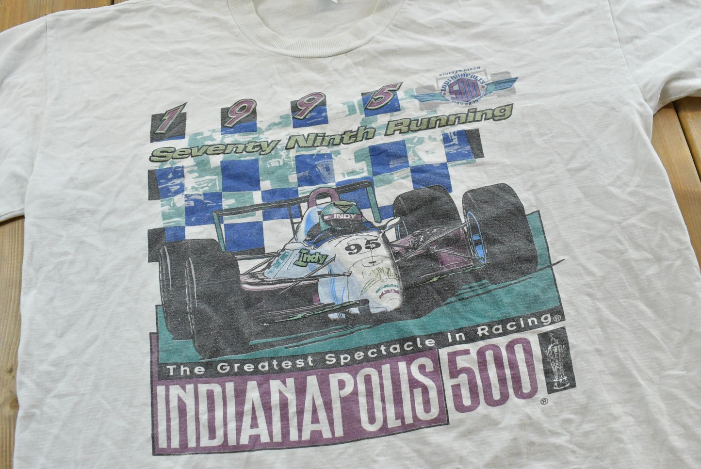 Vintage 1995 Logo 7 Indianapolis 500 Cropped T-Shirt