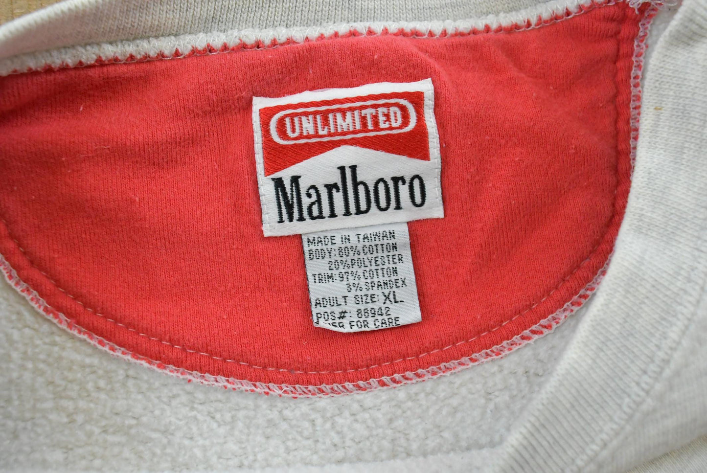 Vintage 1990s Marlboro Embroidered Lizard Logo Promotional Crewneck Sweatshirt Men's L
