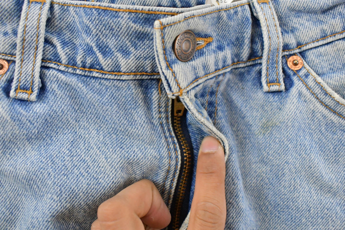 Vintage 1990s Levi's Orange Tab 560 Loose Tapered Denim Jeans Men's 32 x 31
