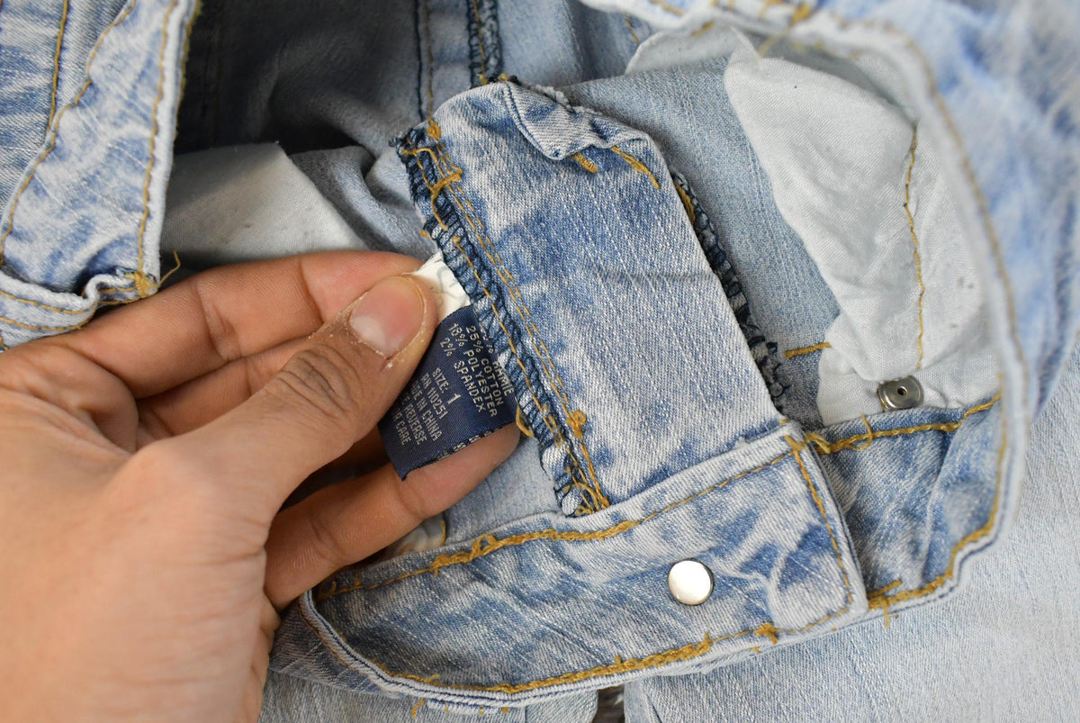 Vintage Y2K Angels Low Rise Flare Denim Jeans Women's 24 x 31.5