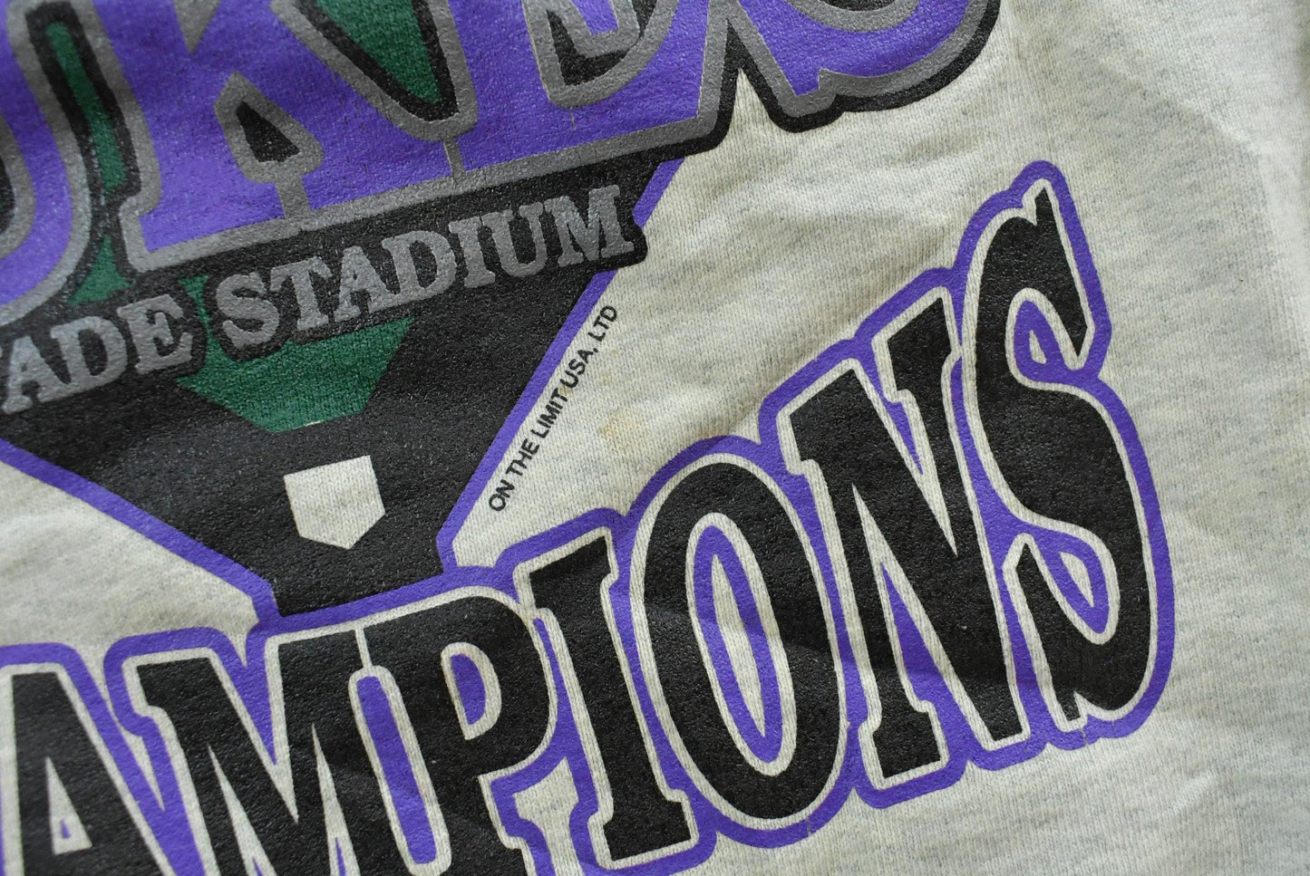 Vintage 1997 Northern League Dukes Champions Crewneck Men's L