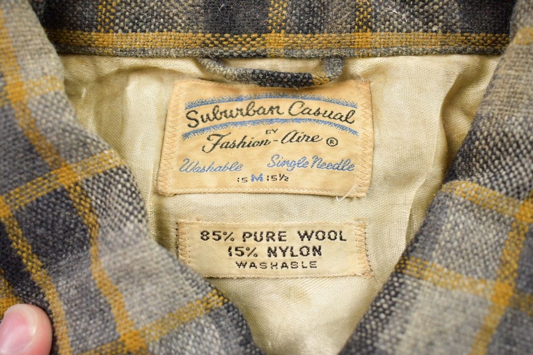 Vintage 1990s Single Needle Wool Plaid Flannel Button Up Shirt Men's Medium