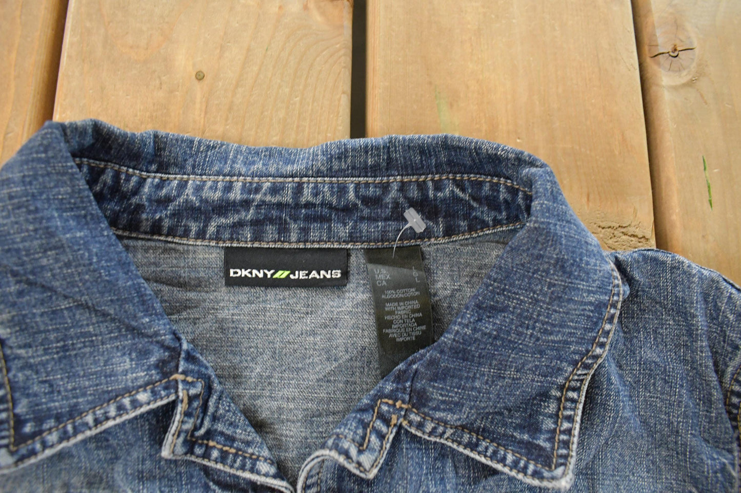 Vintage Y2K DKNY Denim Trucker Jean Jacket Women's Small