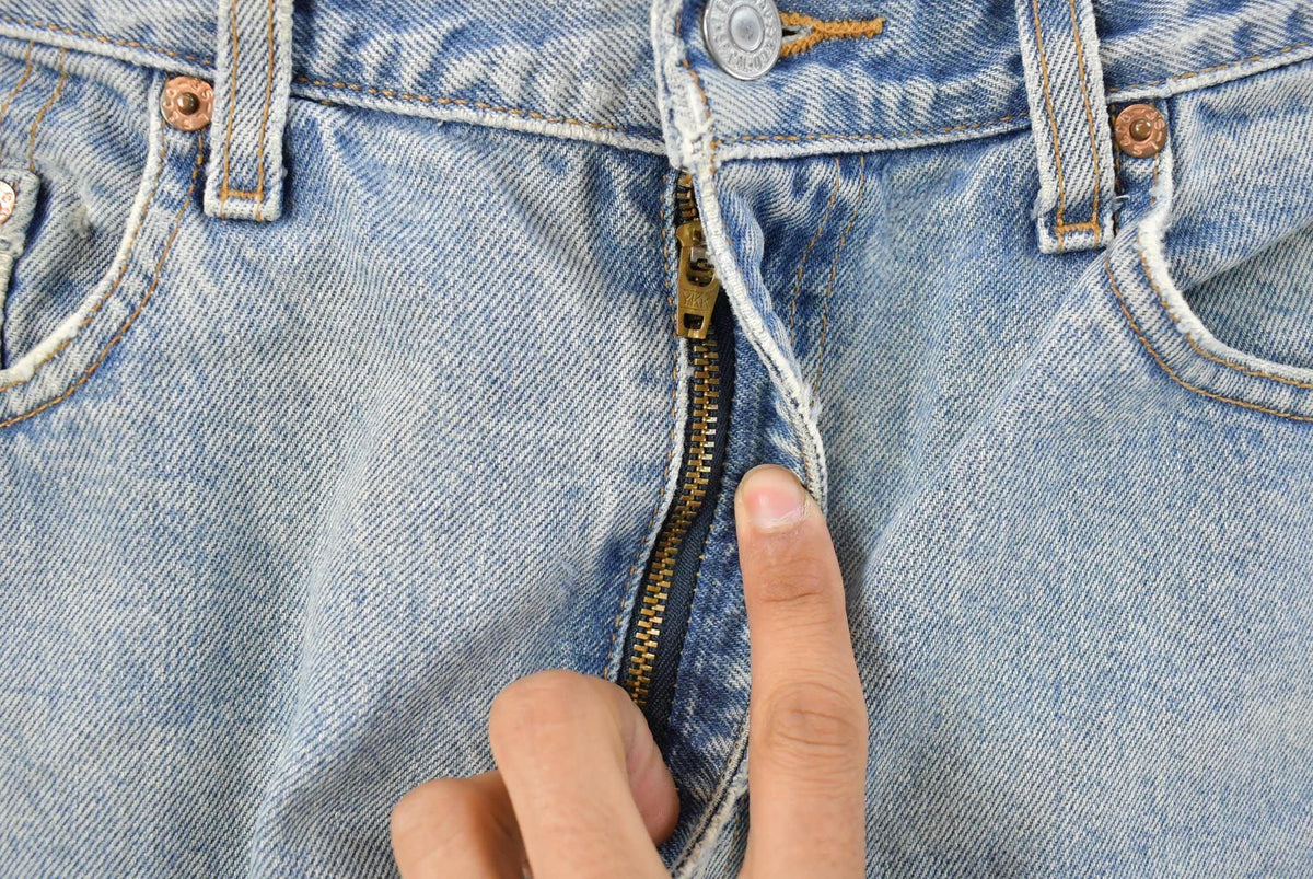 Vintage 1990s Levi's 505 Regular Straight Fit Denim Jeans Men's 33 x 29