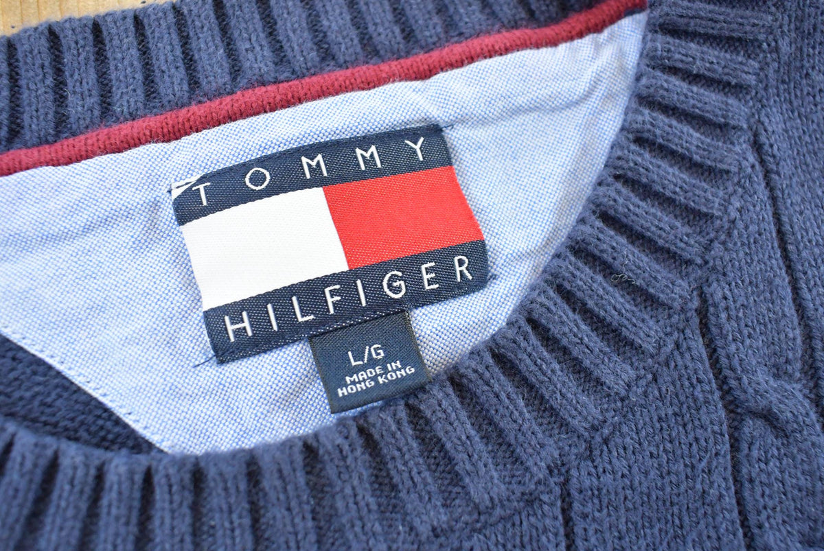Vintage 1990s Tommy Hilfiger 3D Cotton Cable Knit Crest Logo Crewneck Sweater Men's L