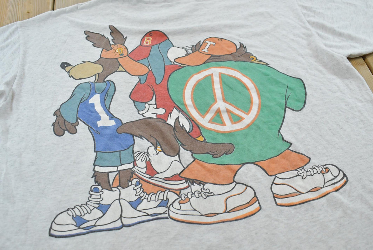 Vintage 1993 Bugs Bunny Taz Wile E Coyote Hip Hop Looney Tunes Cartoon T-Shirt Men's XL