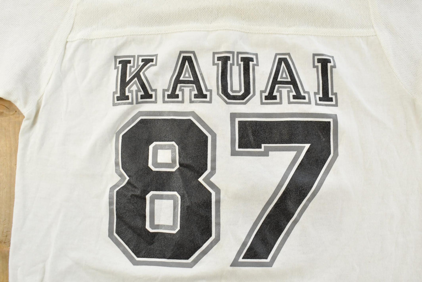 Vintage 1980s Kauai Hawaii Football Graphic T-Shirt Men's S