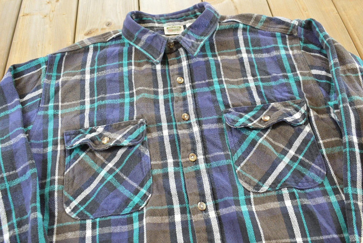 Vintage 2000s Five Brother Plaid Flannel Button Up Shirt Men's XLT