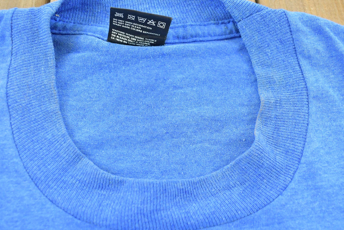 Vintage 1990s Global Volunteers T-Shirt Men's L