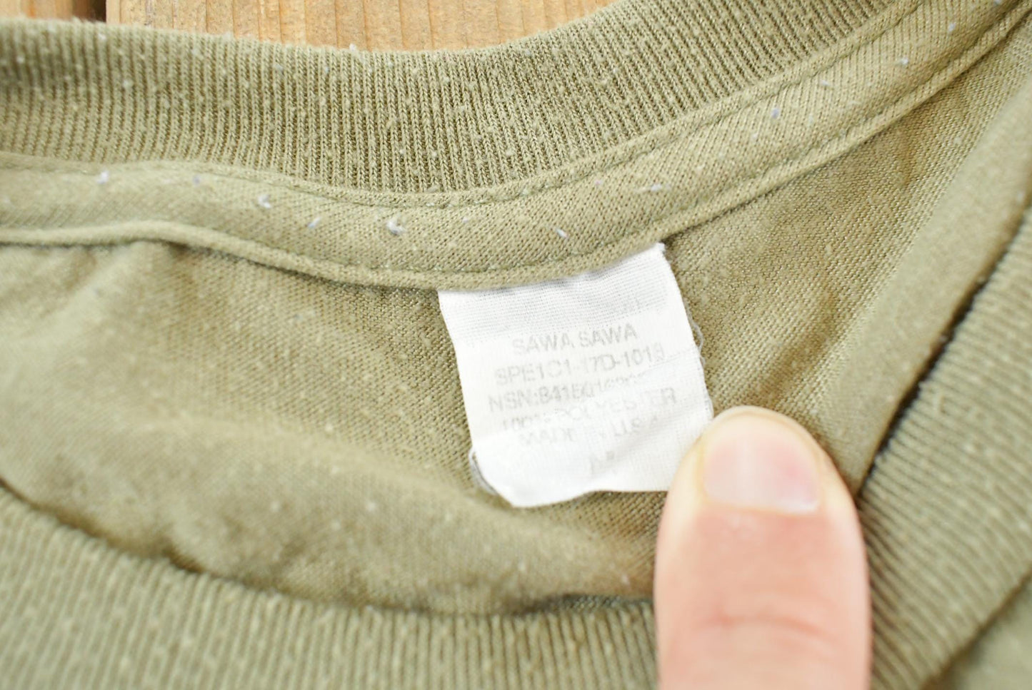 Vintage 1990s Blank Olive Green T-Shirt Men's L