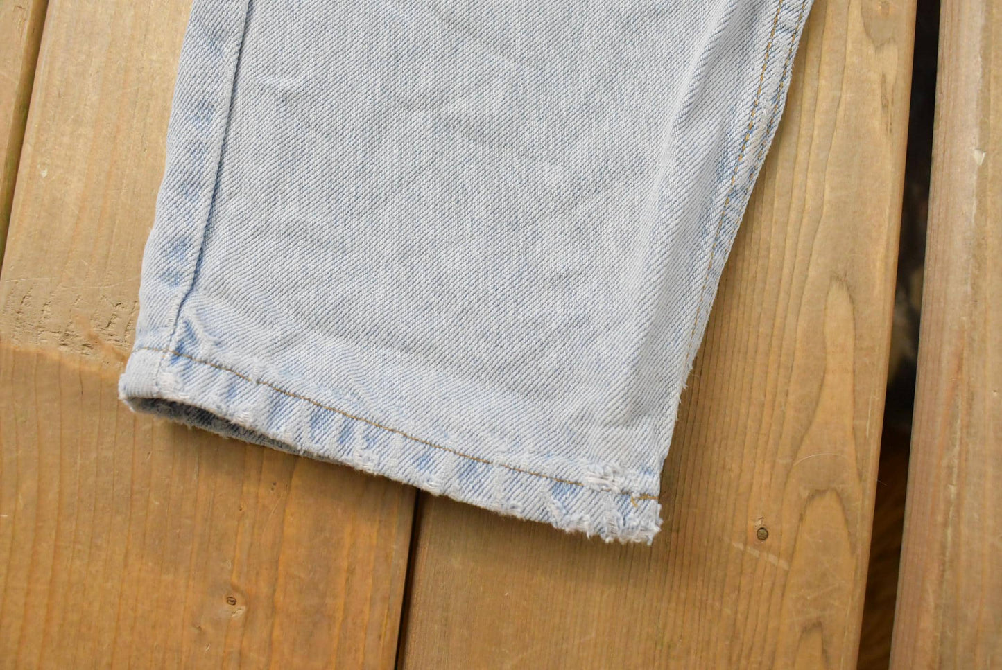 Vintage 1990s Levi's Orange Tab 550 Relaxed Tapered Denim Jeans Student 28 x 32
