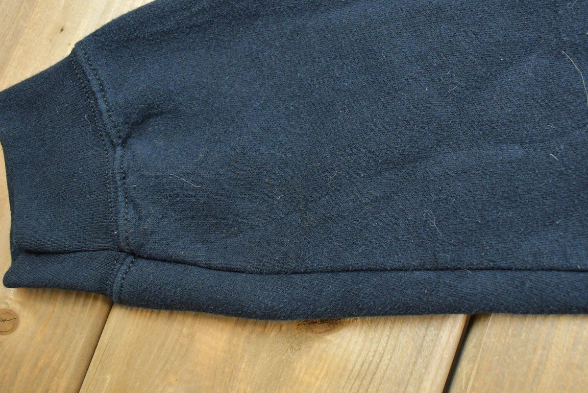 Vintage 1990s Snowy Winter Town Scene Graphic Crewneck Sweatshirt Men's M