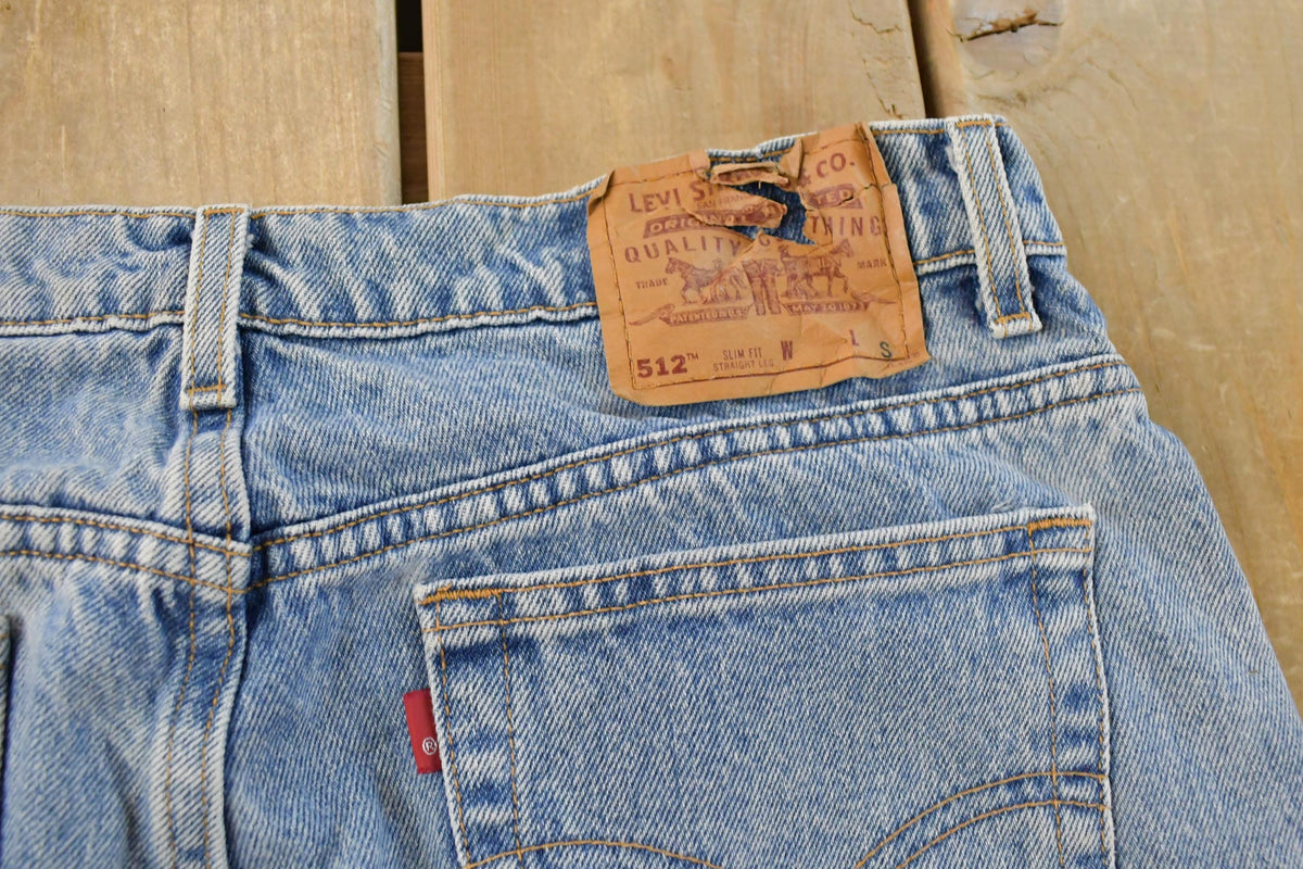 Vintage 1990s Levi's 512 Slim Straight Denim Jeans Women's 33 x 28.5