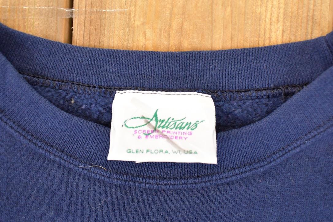 Vintage 1995 Artisans Embroidered Cardinal Bird Graphic Print Crewneck Sweatshirt Womens M