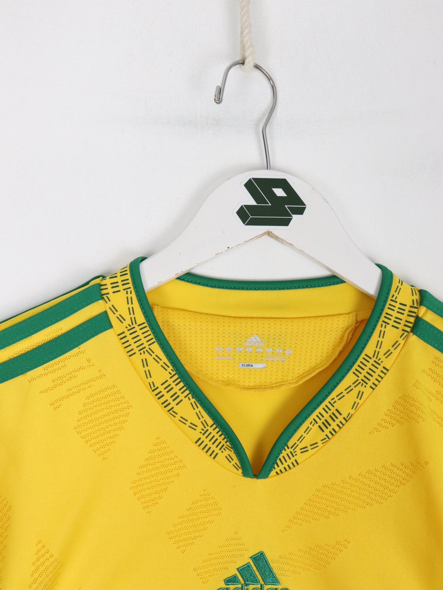 South Africa Soccer Jersey Mens Medium Yellow Adidas Kit 2010