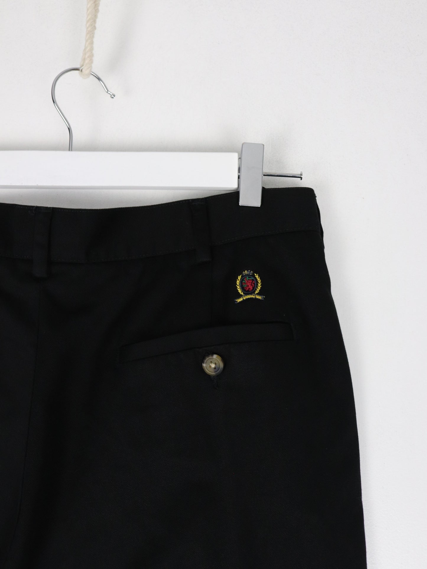 Tommy Hilfiger Pants Fits Mens 32 x 33 Black Chino