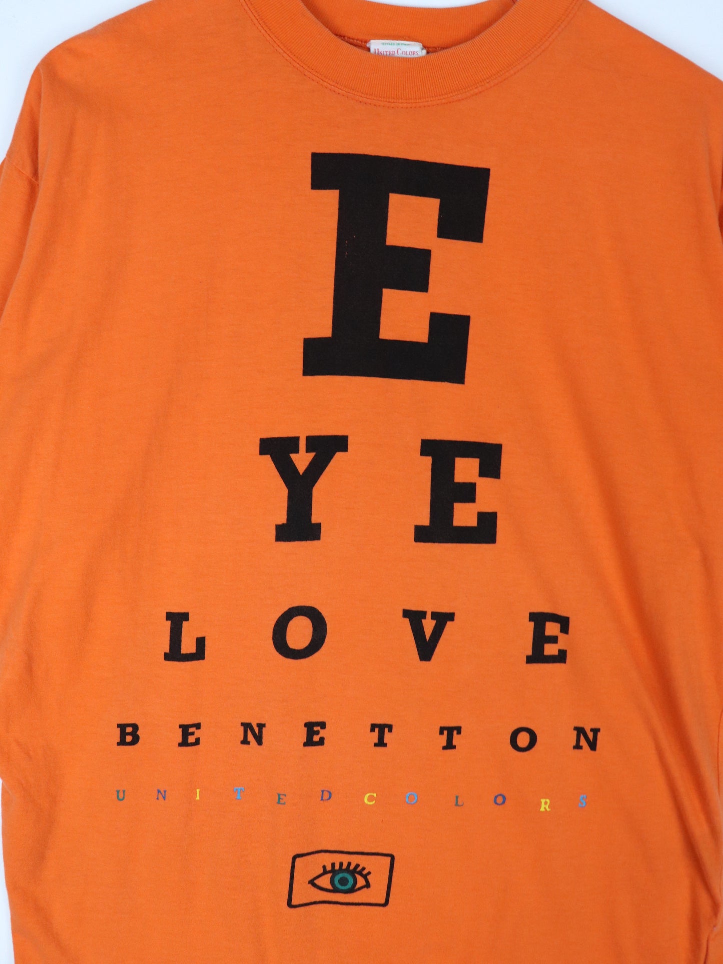 Vintage United Colors of Benetton T Shirt Mens Large Orange Eye Love