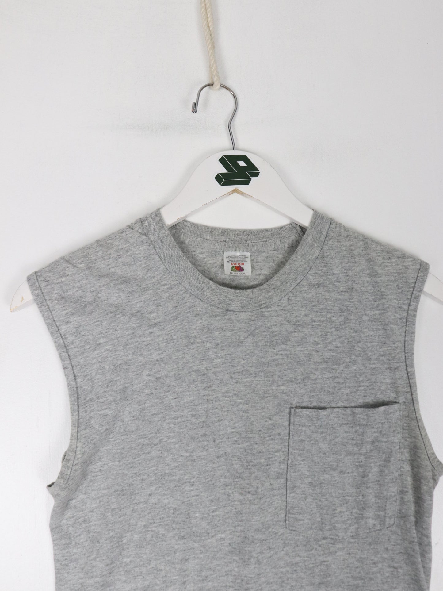 Vintage Fruit of the Loom Tank Top Mens Small Grey