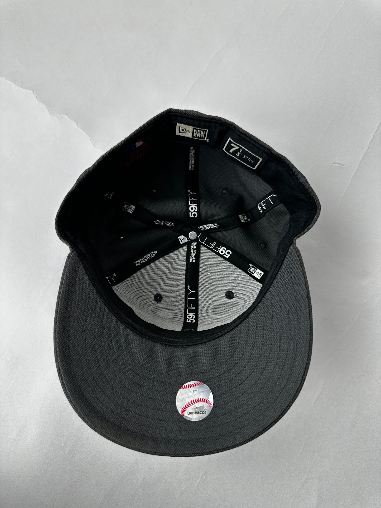 Toronto Blue Jays Hat Cap Grey Adult 7 1/4 Fitted Martinez MLB