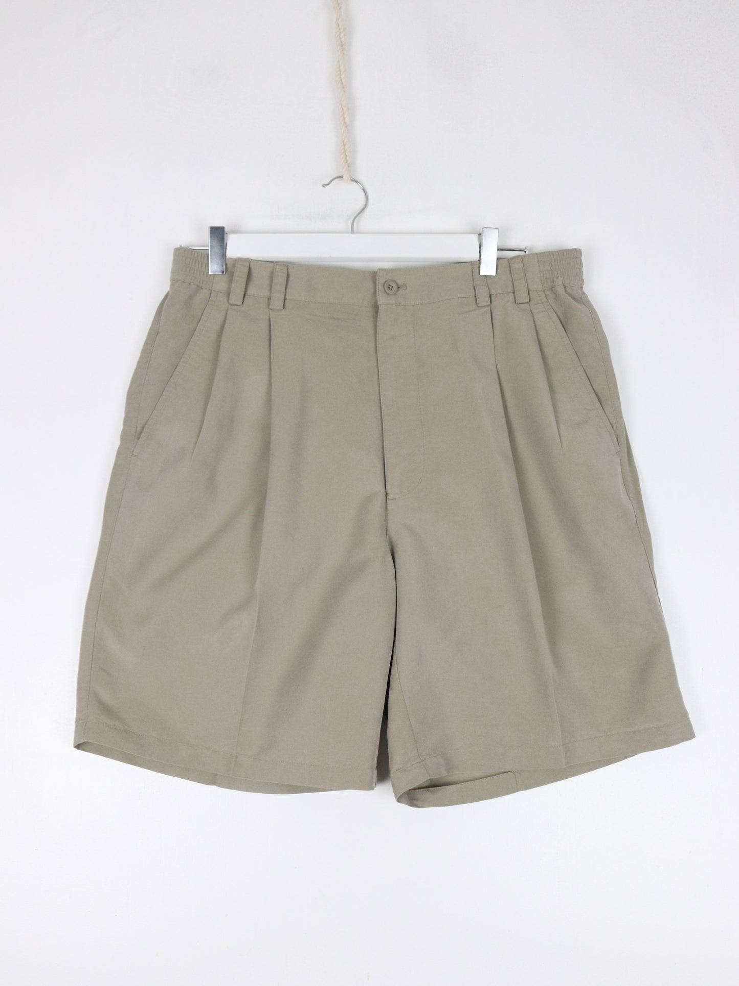 Arnold Palmer Shorts Mens 34 Beige Golf Lightweight