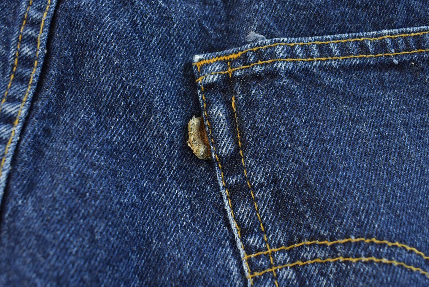 Vintage 1990s Levi's Two Horse Leather Tab Denim Dark Blue Jeans Men's 34 x 28