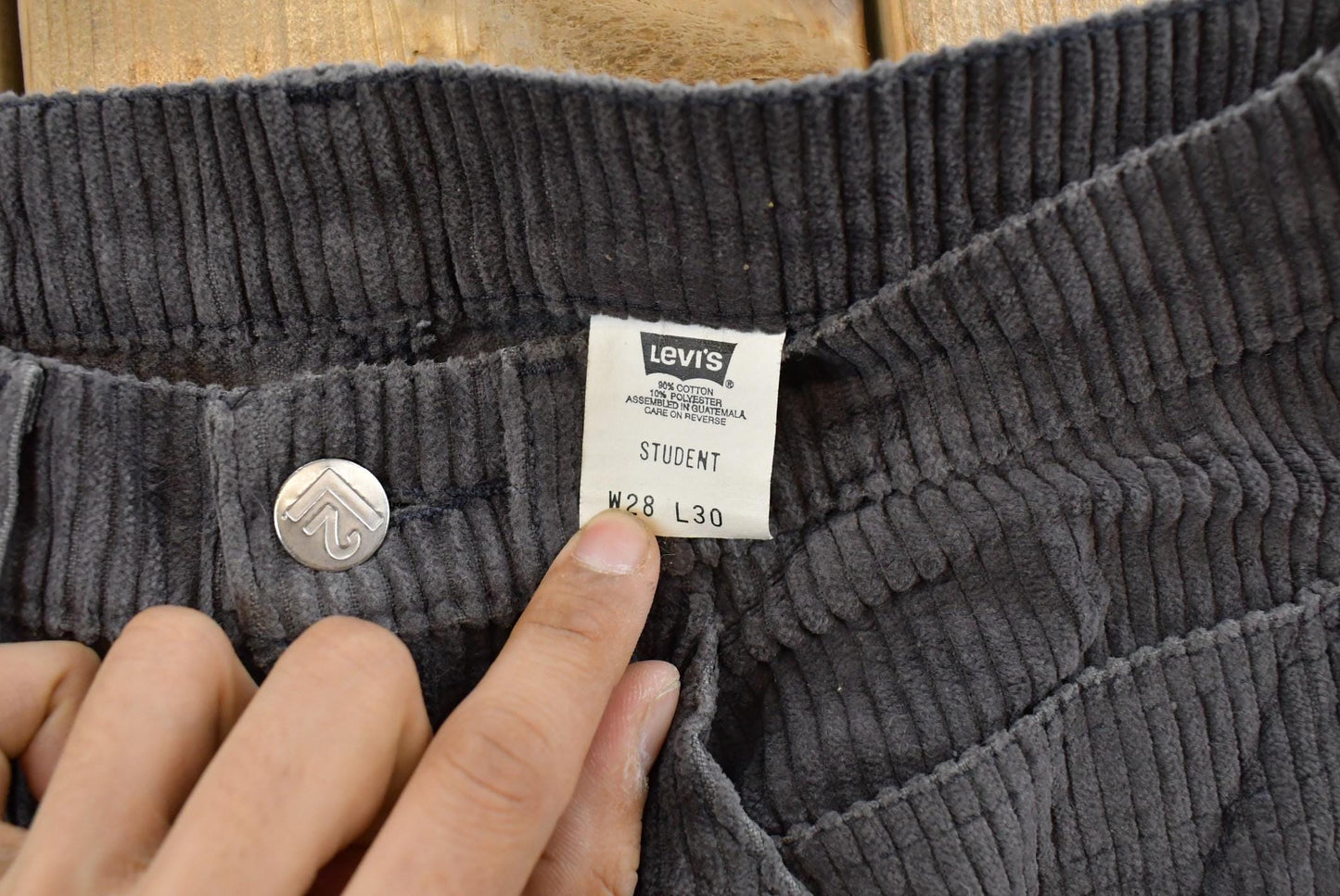 Vintage 1980s Levi's L2 Student Baggy Corduroy Pants Women's 28 x 30
