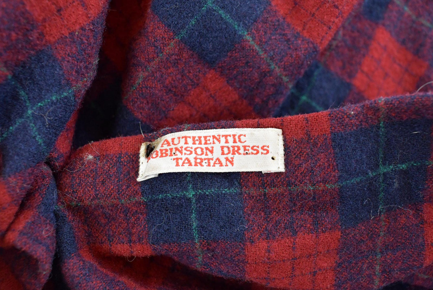 Vintage 1970s Pendleton Wool Flannel Board Shirt Men's M / Loop Collar True Vintage / 70s Robinson Dress Tartan / Made in USA