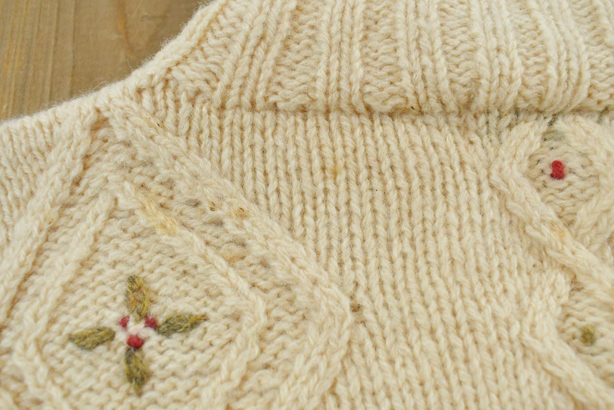 Vintage 1990s LL Bean Floral Pattern Embroidered Cable Knit Wool Sweater Men's XL