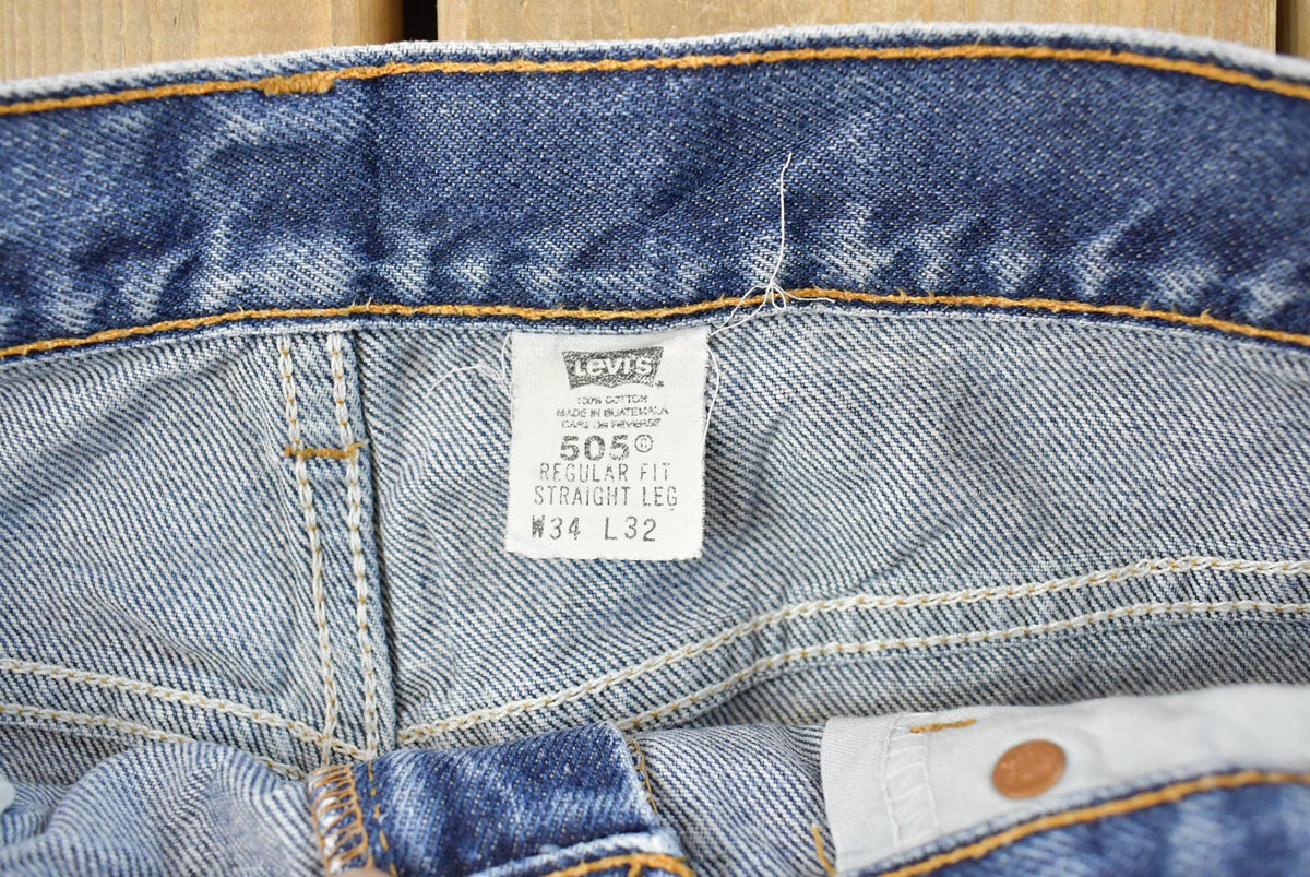Vintage 1990s Levi's 505 Regular Straight Fit Denim Blue Jeans Men's 32 x 32