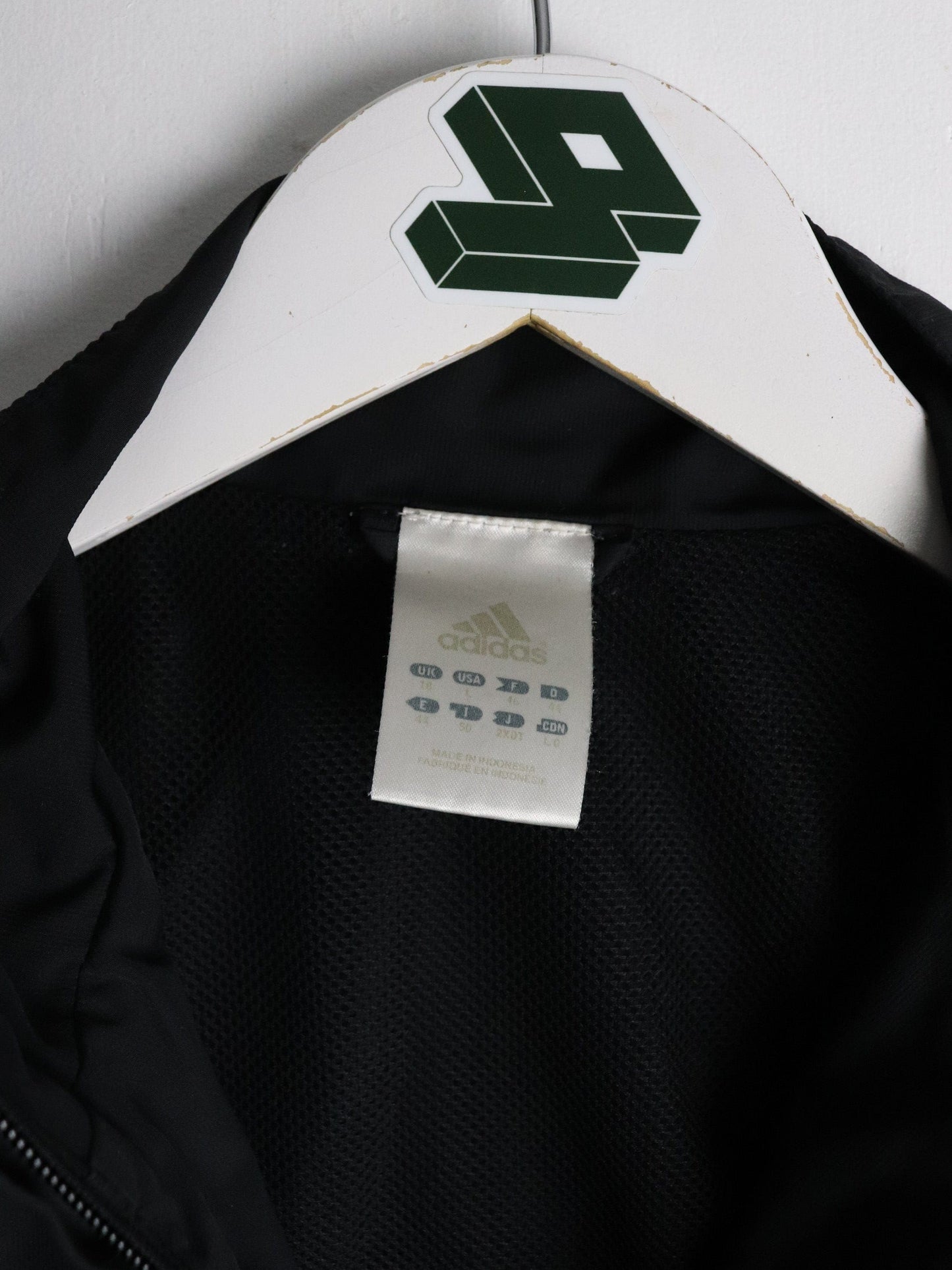 Adidas Windbreaker Youth Large Black from propervintagecanada