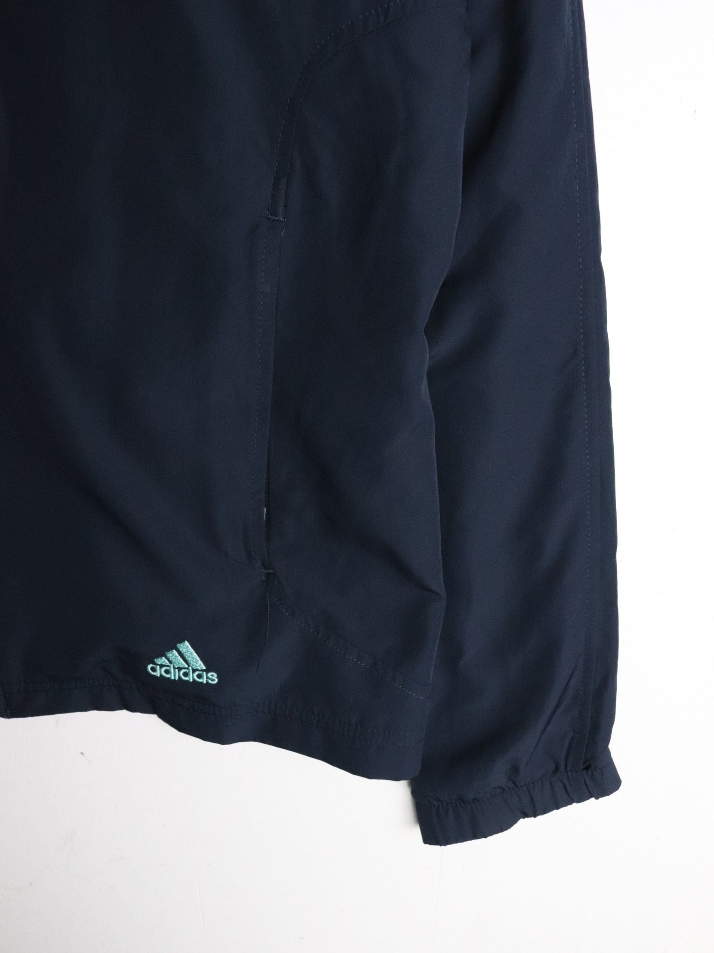 Adidas Windbreaker Youth Medium Blue from propervintagecanada
