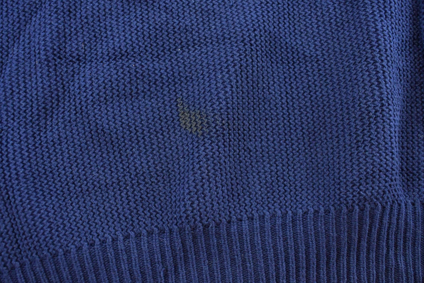 Vintage 1990s Izod Embroidered Logo Cotton Knit Sweater Men's M