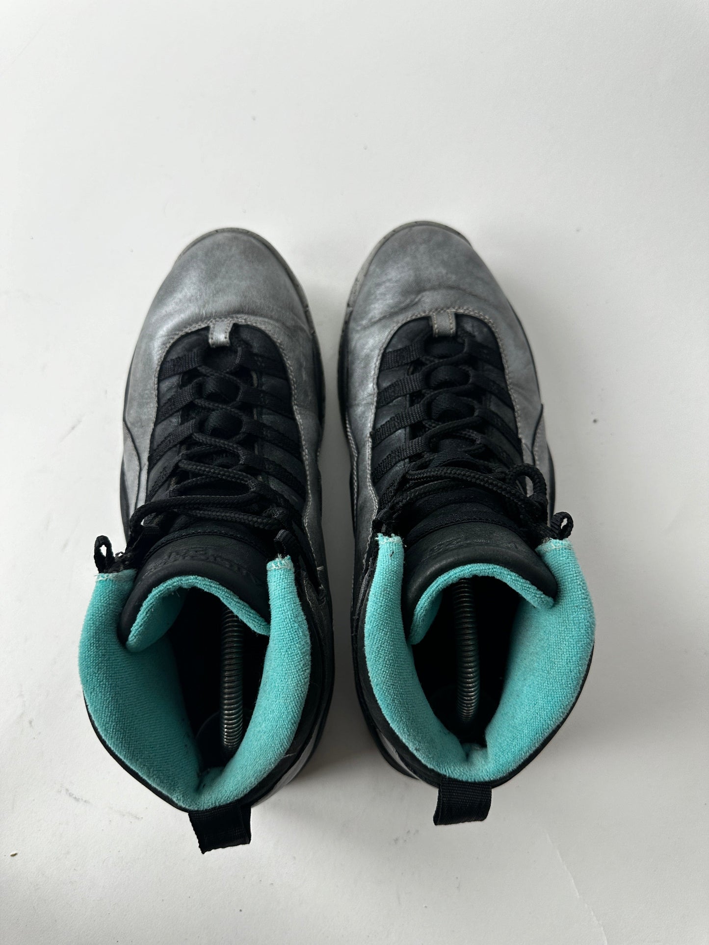Air Jordan 10 Retro Lady Liberty Mens 9.5 Grey from propervintagecanada