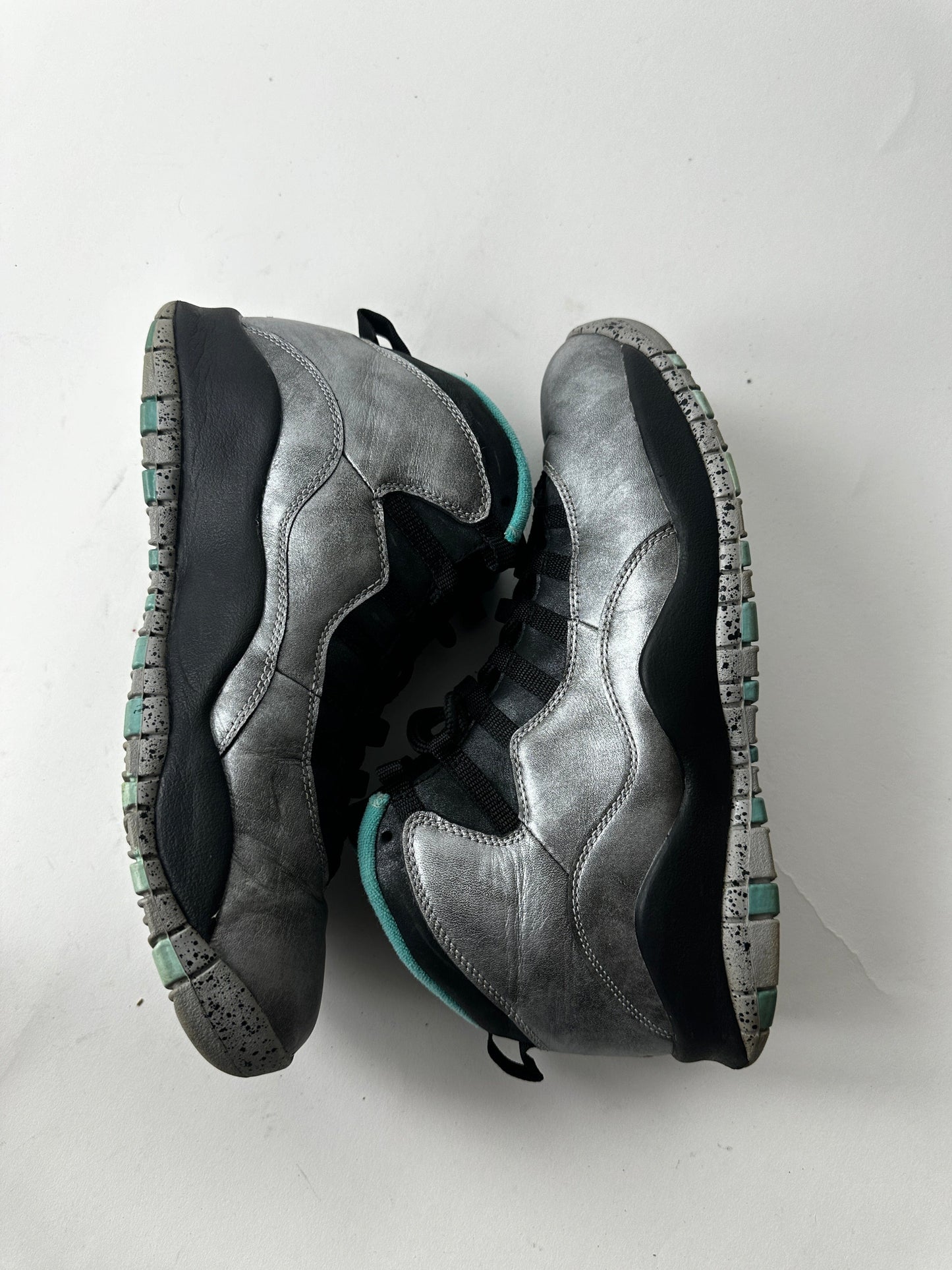 Air Jordan 10 Retro Lady Liberty Mens 9.5 Grey from propervintagecanada