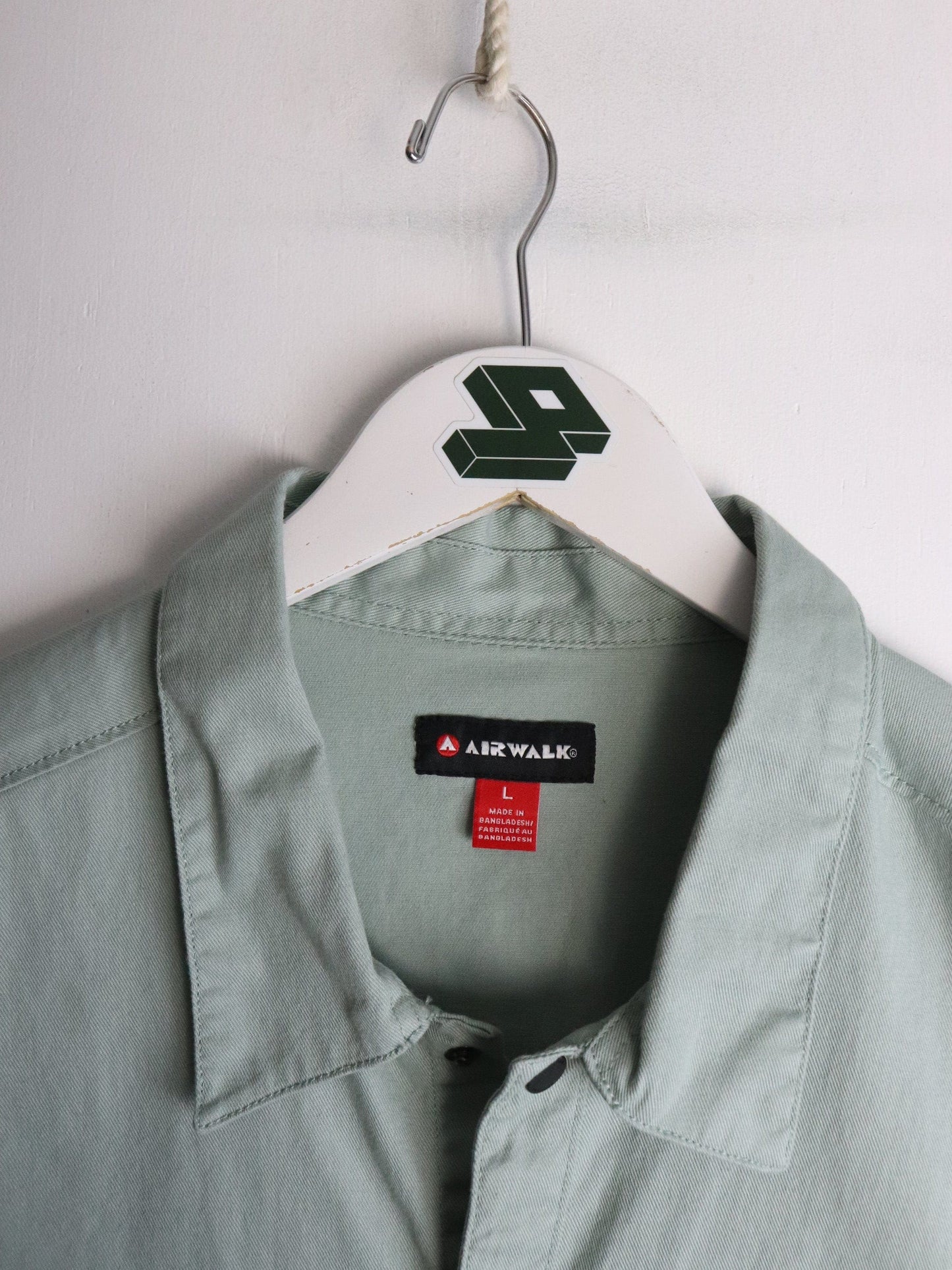Airwalk Shirt Mens Large Green Button Up from propervintagecanada