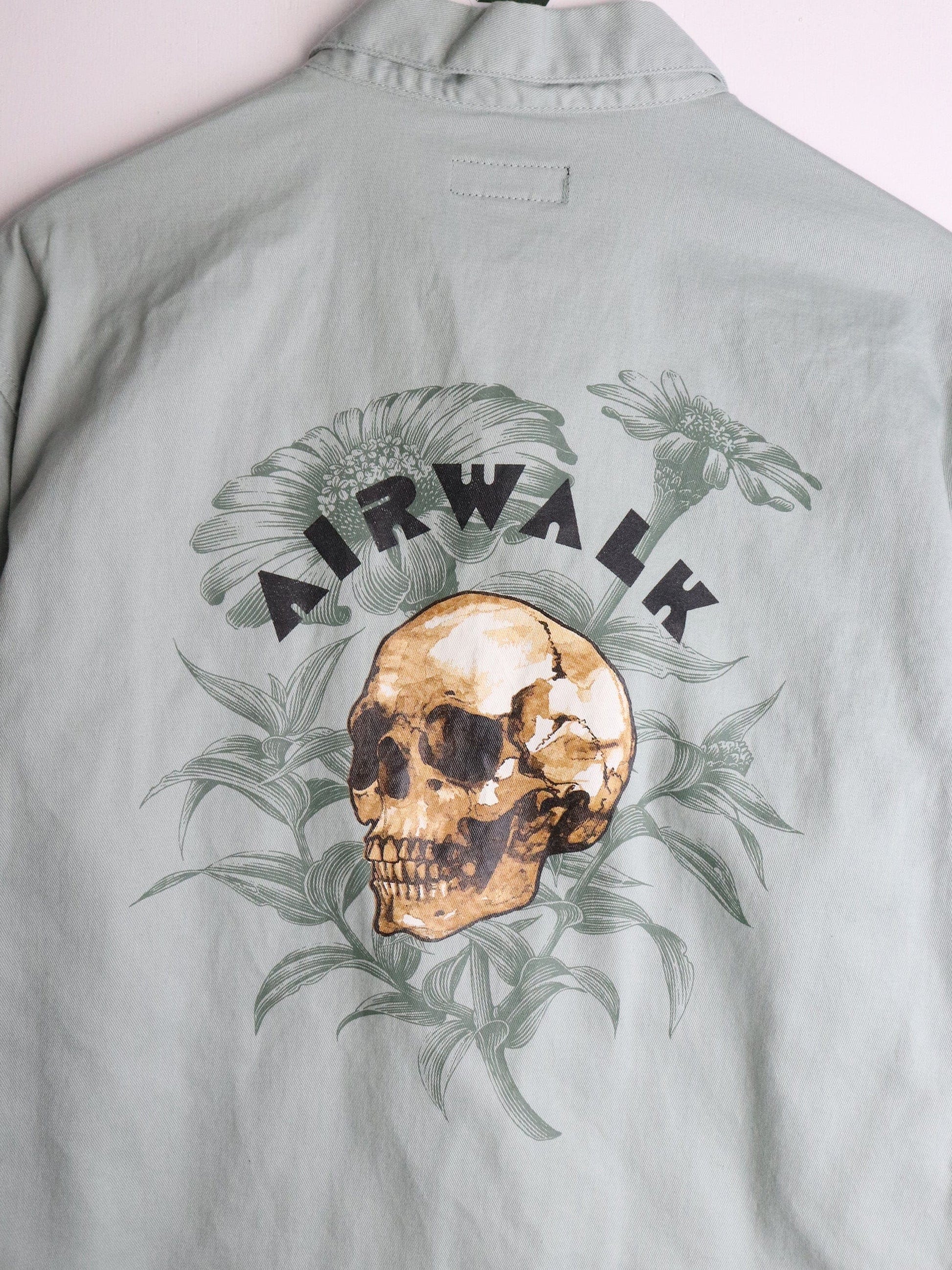 Airwalk Shirt Mens Large Green Button Up from propervintagecanada