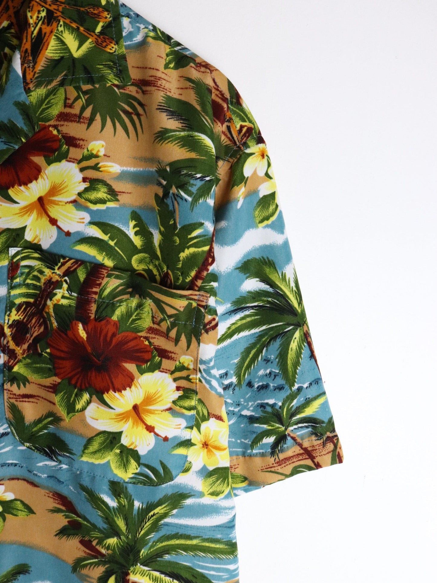 Aloha Joe Shirt Mens Medium Blue from propervintagecanada