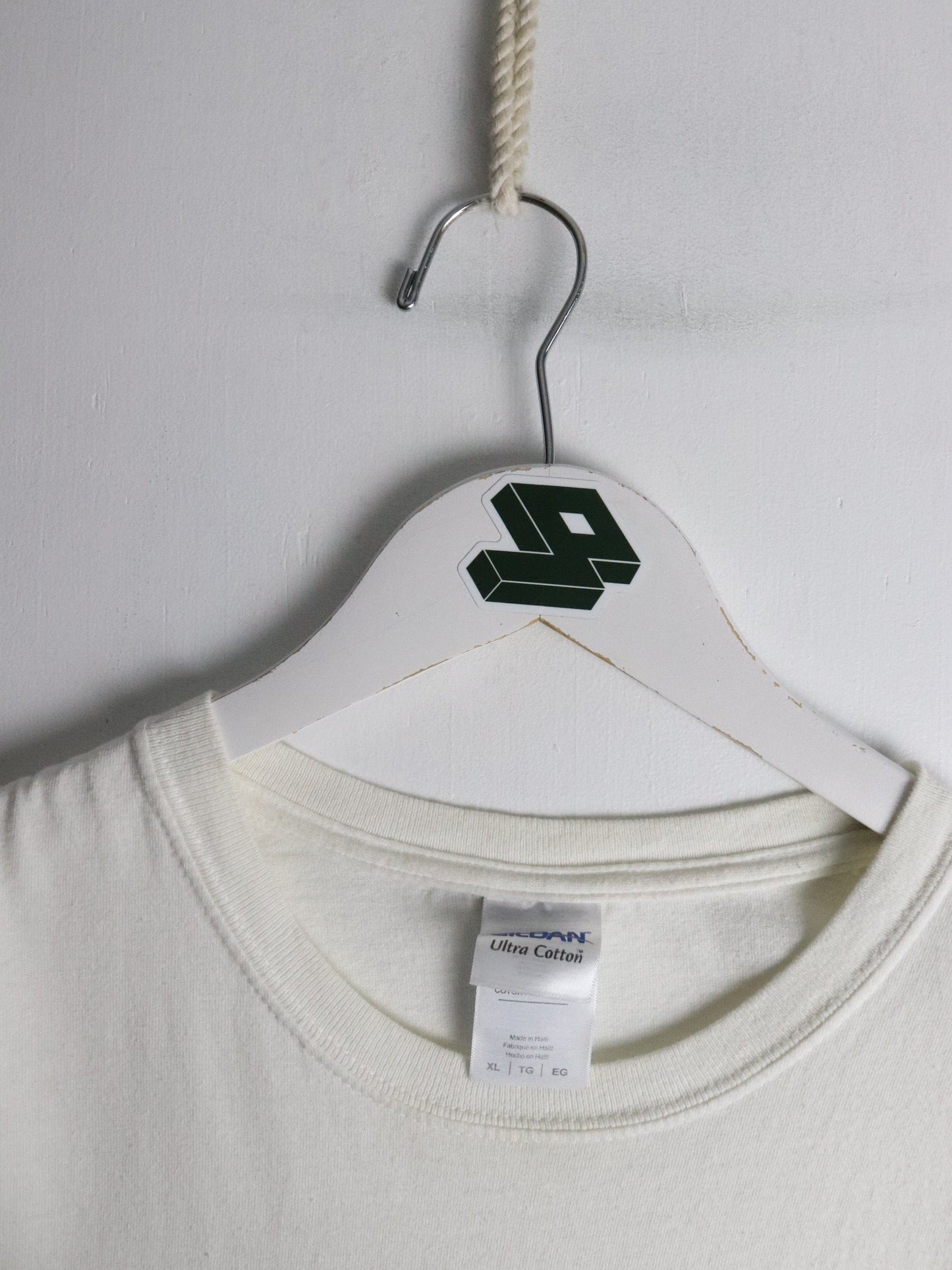 Armstrong Football T Shirt Mens XL White from propervintagecanada
