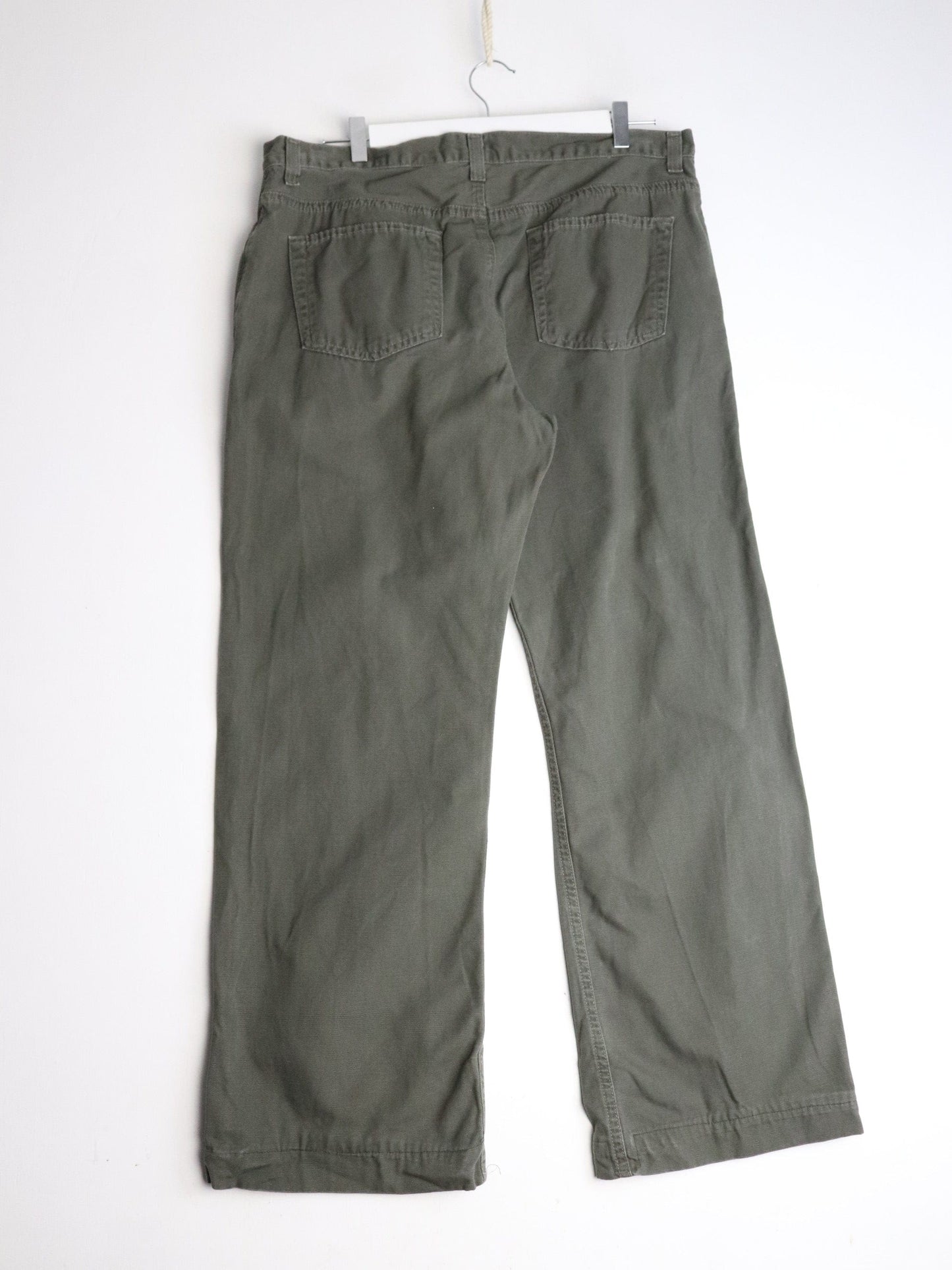 B.U.M. Equipment Pants Fits Mens 36 x 30 Green from propervintagecanada