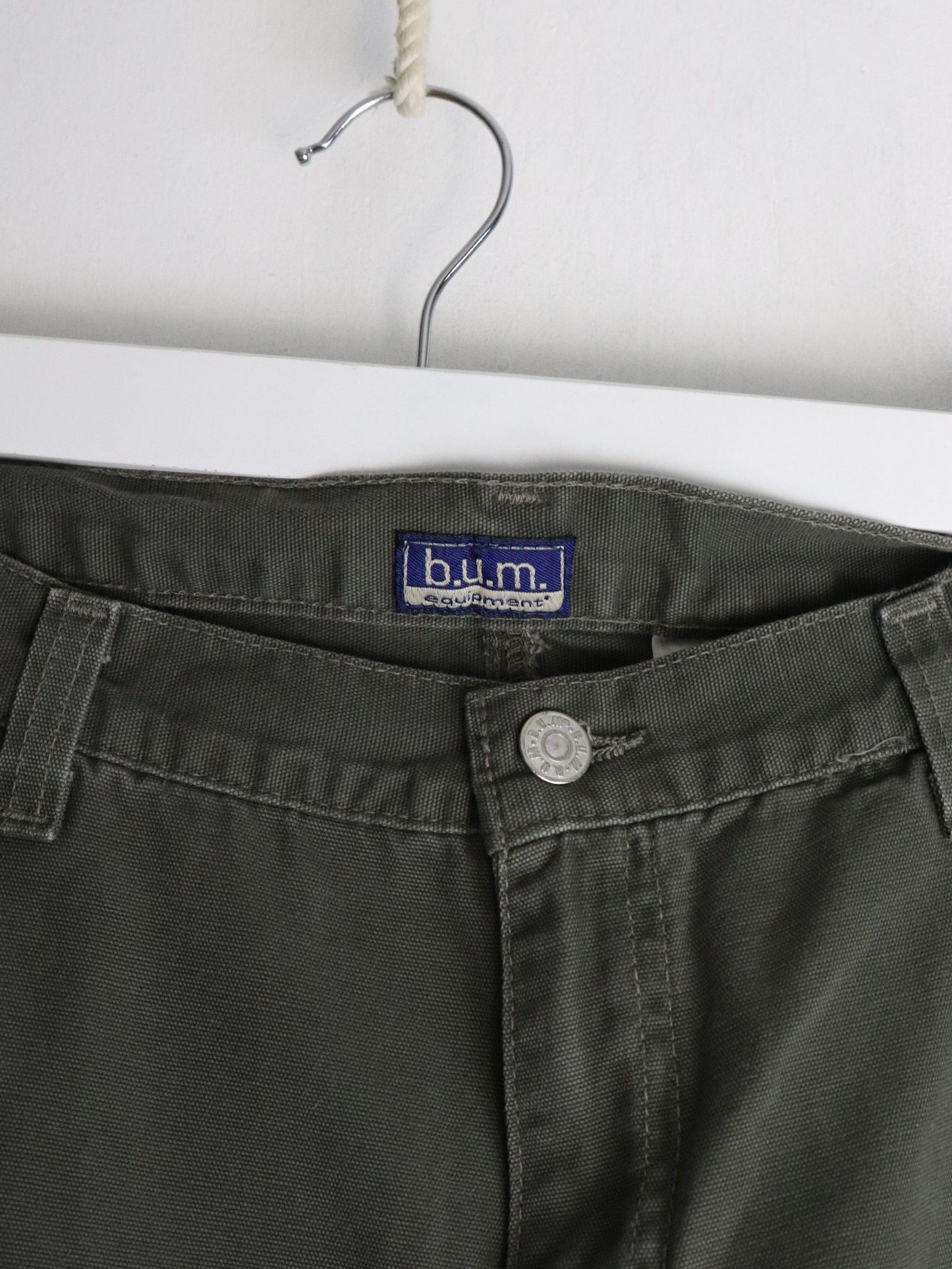 B.U.M. Equipment Pants Fits Mens 36 x 30 Green from propervintagecanada