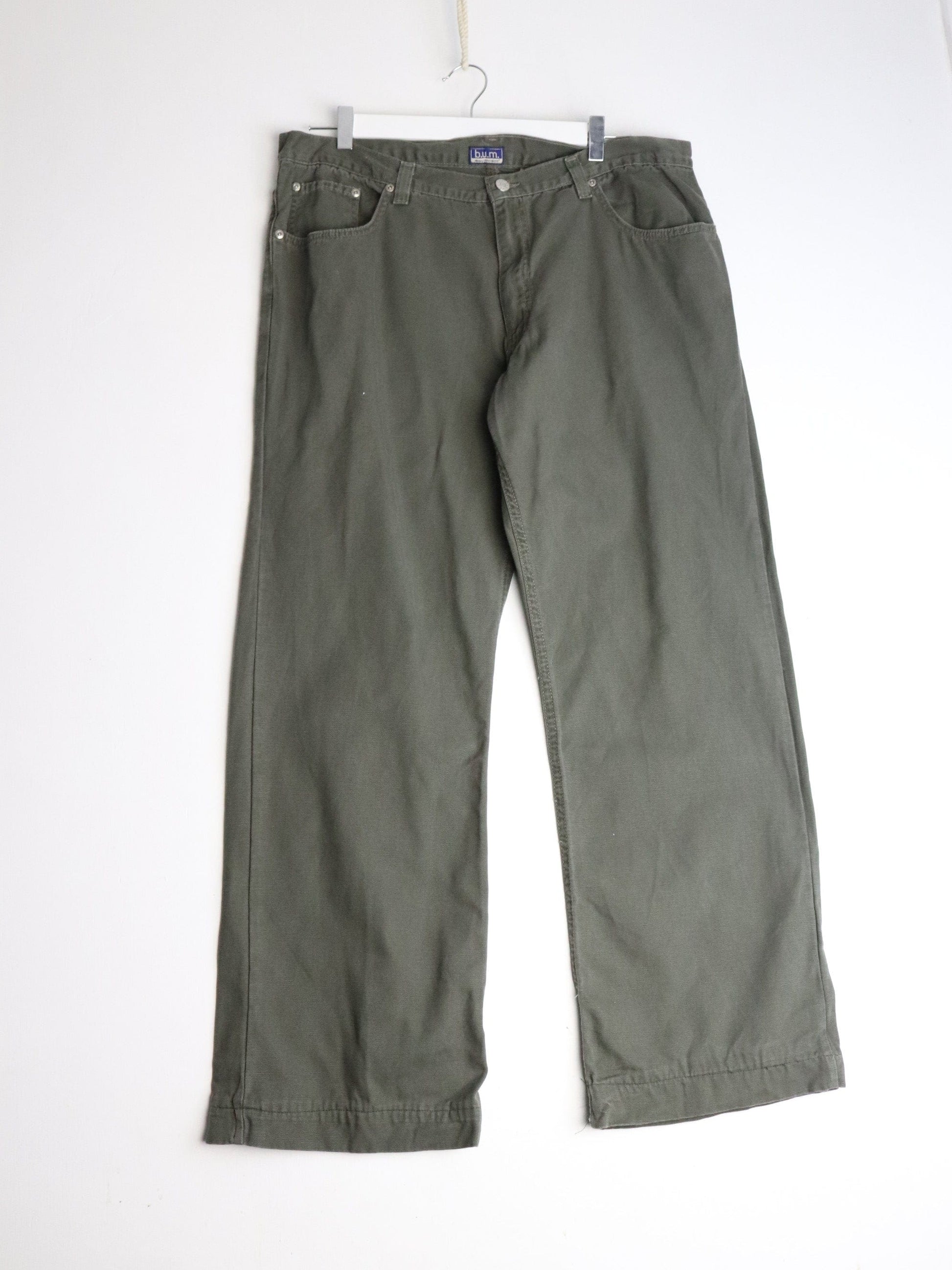 B.U.M. Equipment Pants Fits Mens 36 x 30 Green from propervintagecanada