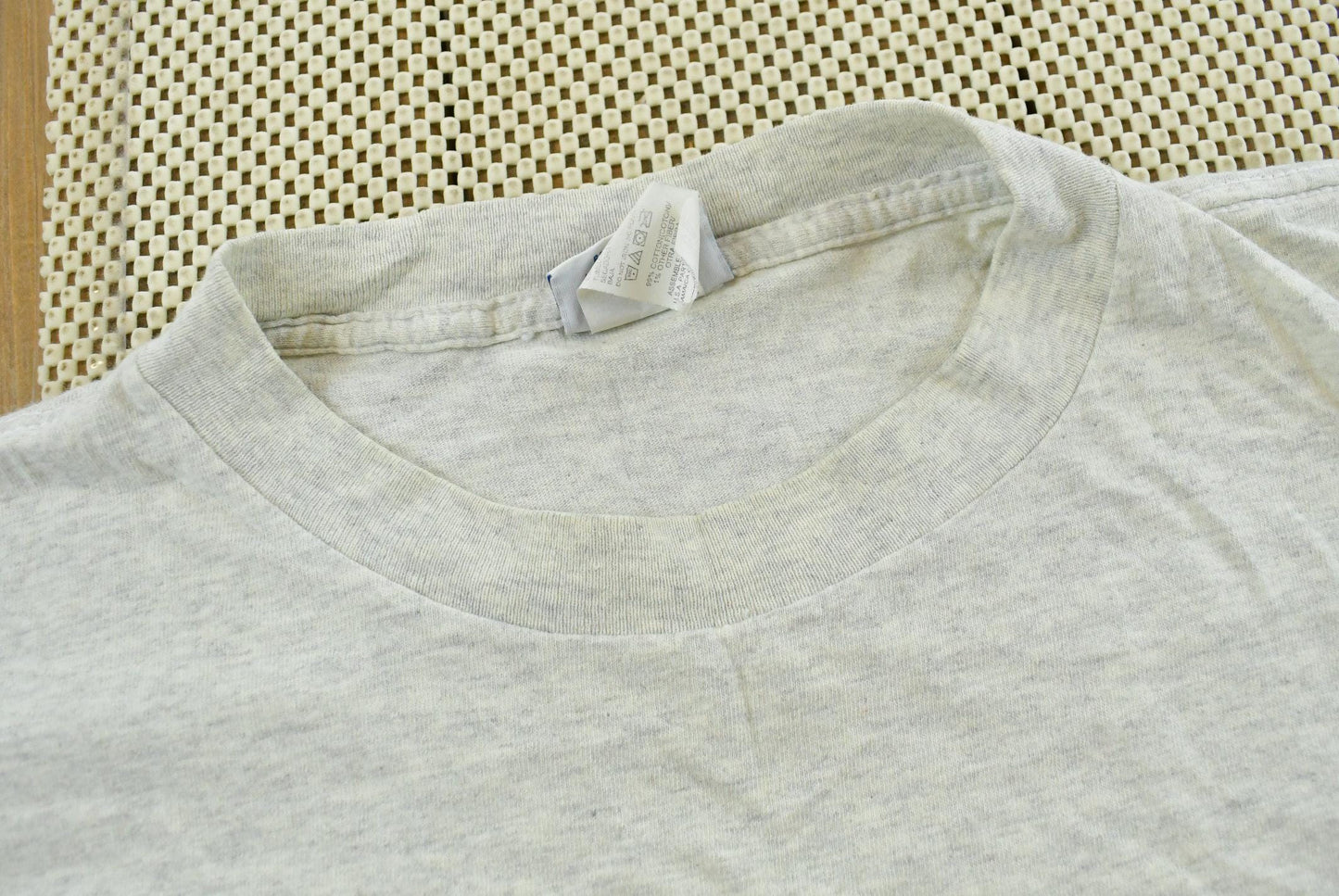 Vintage 1990s Disney Winnie The Pooh Piglet Blossoms T-Shirt Mens 2XL