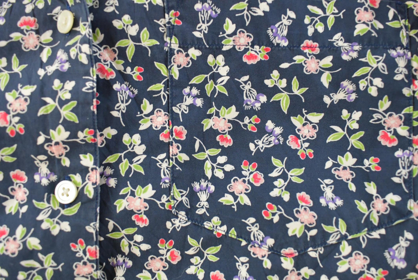Vintage 1990s Eddie Bauer Floral Button Up Shirt Women's M