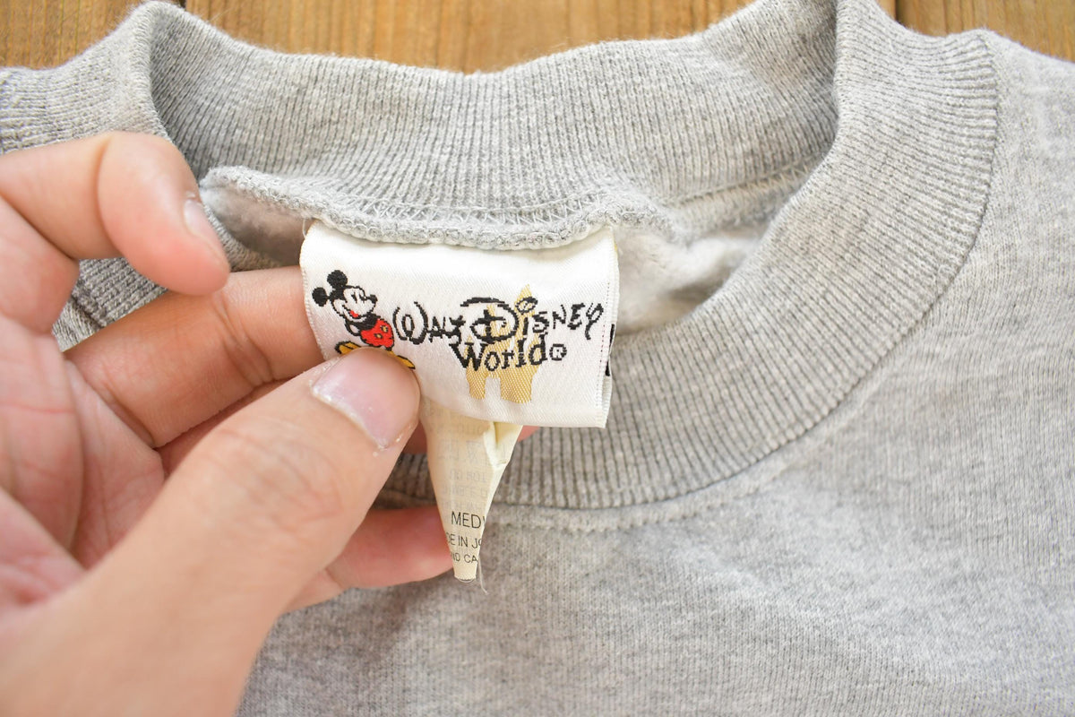 Vintage 1990s Walt Disney World 100 Years Of Magic Anniversary Crewneck Sweatshirt Men's M