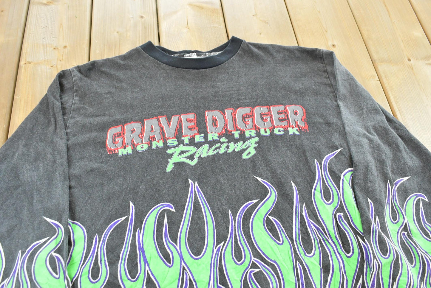 Vintage 1990s Grave Digger Flame AOP Monster Truck Graphic Long Sleeve T-Shirt Men's XL