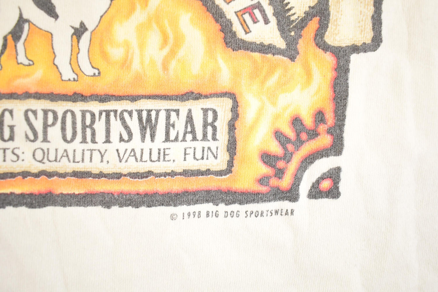 Vintage 1990's Big Dogs Hot Pepper Sauce Souvenir Travel T-Shirt Mens L