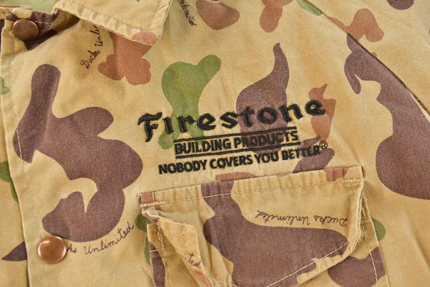 True Vintage 1970s Stange Ducks Unlimited Firestone Embroidered Duck Camo Jacket Men's XL