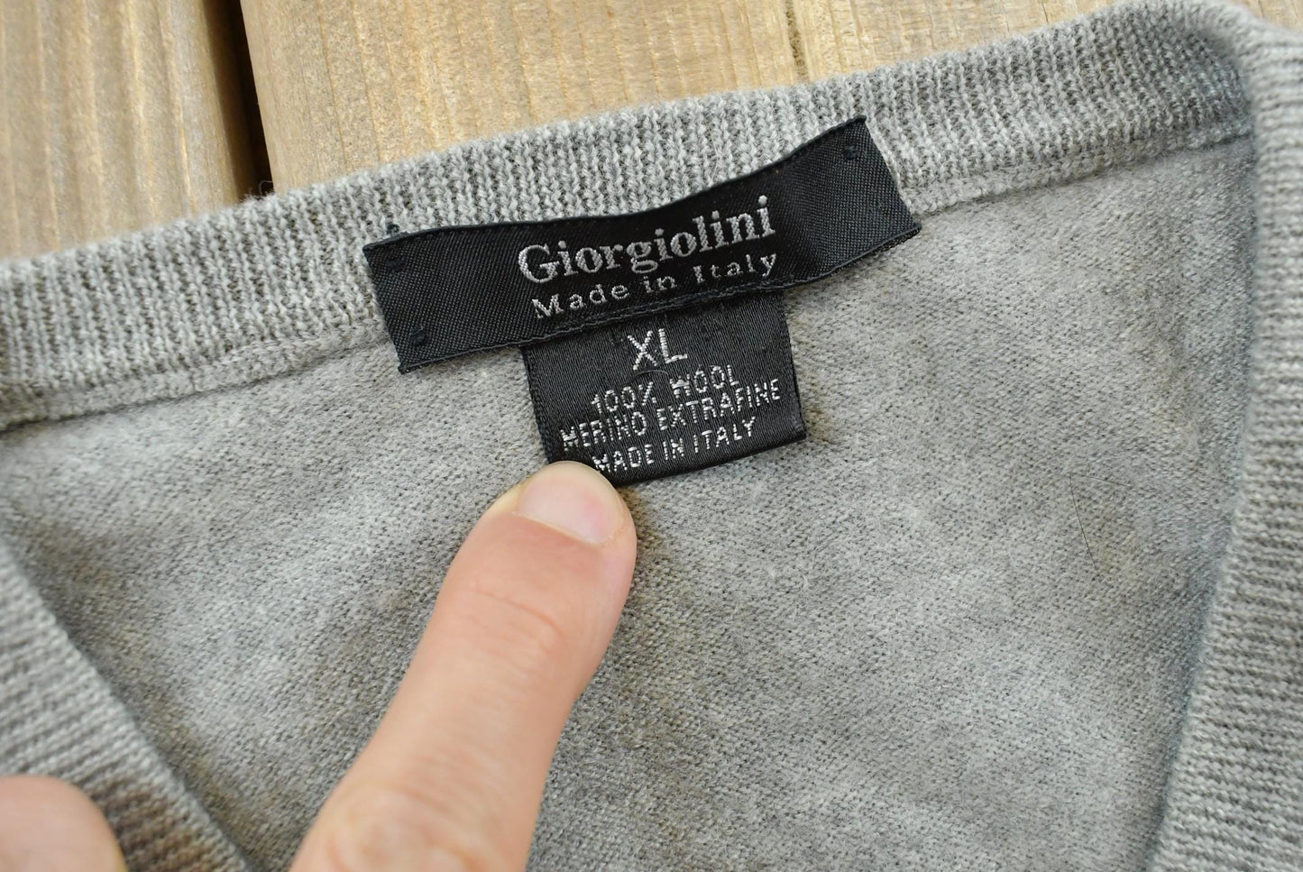 Vintage 1990s Giorgiolini V-Neck Merino Wool Knit Sweater Men's S