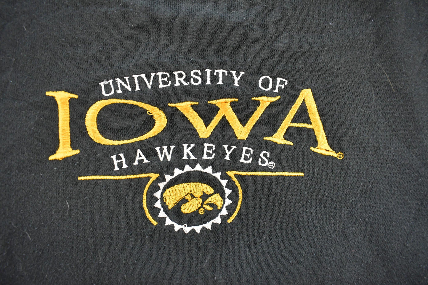 Vintage 1990s University Of IOWA Hawkeyes Embroidered Collegiate Crewneck Sweatshirt Men's L